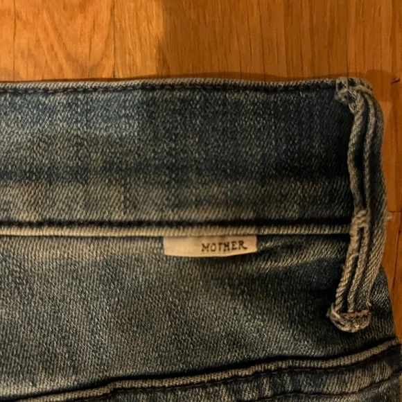 Mother Stunner Zip Ankle Step Fray in Good Girls Do
MOTHER - Picture 6 of 8